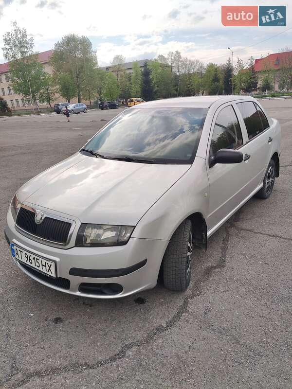Седан Skoda Fabia 2005 в Івано-Франківську