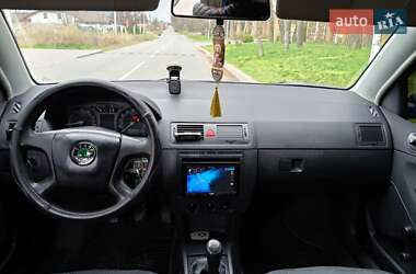 Седан Skoda Fabia 2007 в 