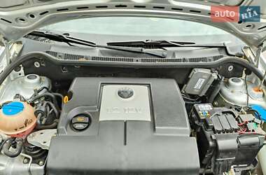 Седан Skoda Fabia 2007 в 