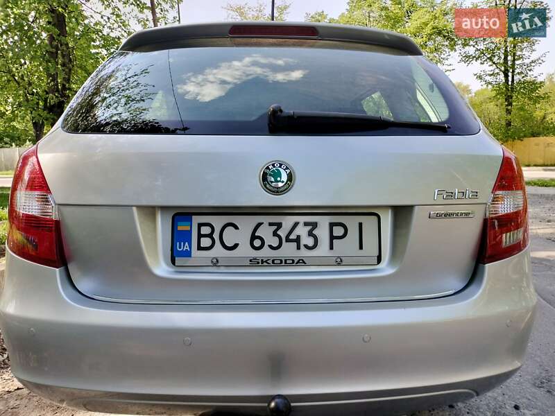 Універсал Skoda Fabia 2012 в Трускавці