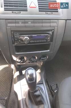 Универсал Skoda Fabia 2006 в 