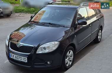 Універсал Skoda Fabia 2009 в Львові