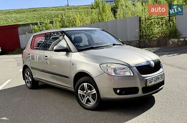 Хэтчбек Skoda Fabia 2008 в Киеве