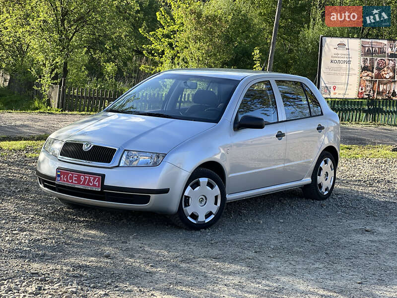 Хетчбек Skoda Fabia 2002 в Долині
