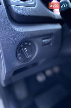 Хэтчбек Skoda Fabia 2012 в 