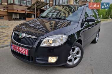 Универсал Skoda Fabia 2009 в Чернигове