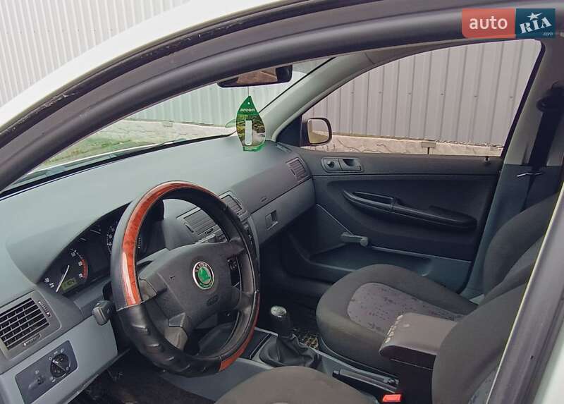 Універсал Skoda Fabia 2003 в Охтирці