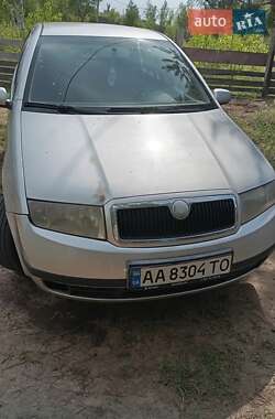 Хэтчбек Skoda Fabia 2003 в Киеве