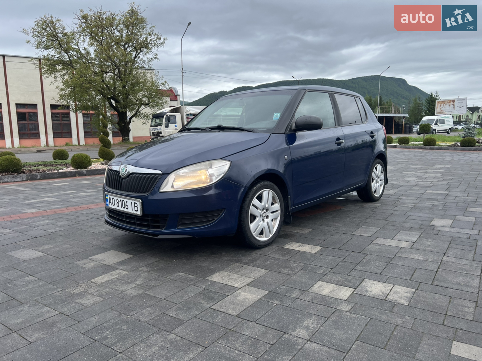 2011 Skoda Fabia - мініатюра 5