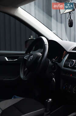 Хэтчбек Skoda Fabia 2016 в Черкассах