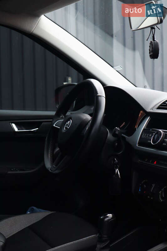 Хетчбек Skoda Fabia 2016 в Черкасах