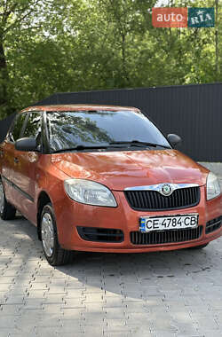 Хетчбек Skoda Fabia 2008 в Чернівцях