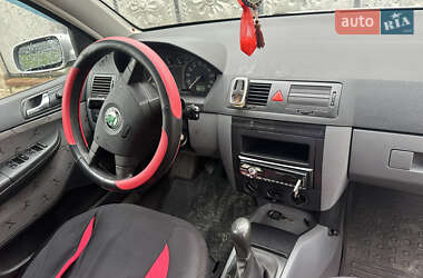Универсал Skoda Fabia 2002 в 