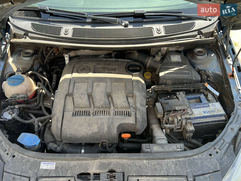 Универсал Skoda Fabia 2010 в Житомире