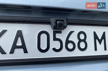 Седан Skoda Fabia 2002 в 