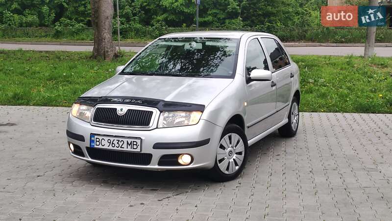 Хетчбек Skoda Fabia 2006 в Дрогобичі