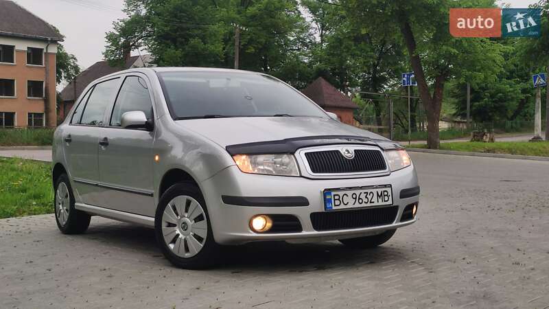 Хетчбек Skoda Fabia 2006 в Дрогобичі
