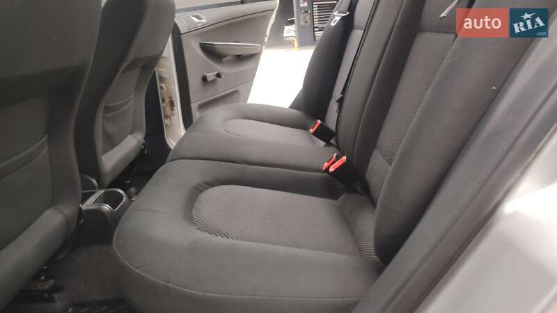Хетчбек Skoda Fabia 2006 в Дрогобичі