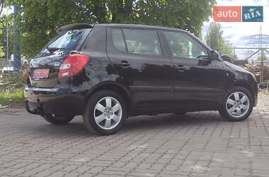 Хетчбек Skoda Fabia 2009 в 