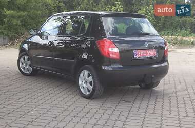 Хетчбек Skoda Fabia 2009 в 