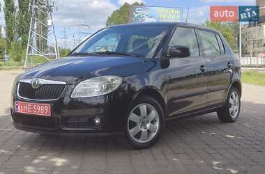 Хетчбек Skoda Fabia 2009 в 