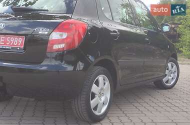 Хетчбек Skoda Fabia 2009 в 