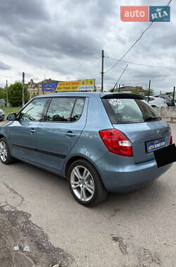 Хетчбек Skoda Fabia 2009 в 