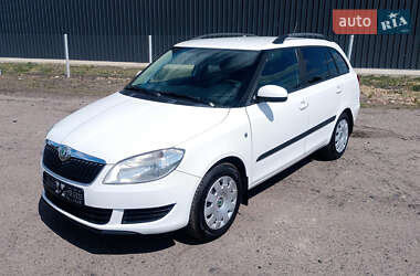 Skoda Fabia 2011 Skoda Fabia 2011