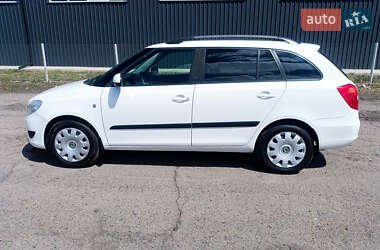 Универсал Skoda Fabia 2011 в 