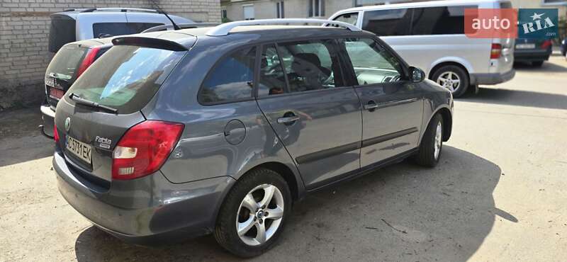 Універсал Skoda Fabia 2009 в Луцьку