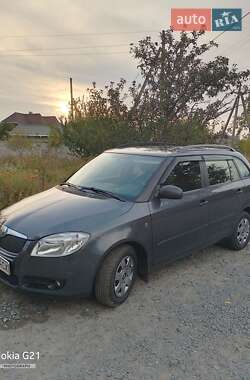 Skoda Fabia 2009 Skoda Fabia 2009