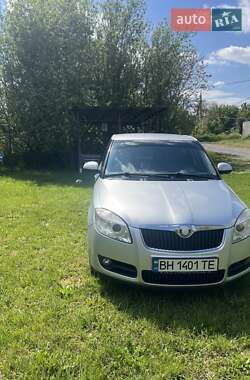 Хэтчбек Skoda Fabia 2008 в 