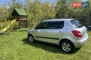 Хэтчбек Skoda Fabia 2008 в 