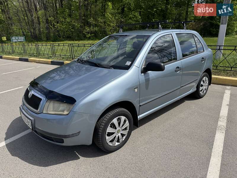 Хэтчбек Skoda Fabia 2002 в Киеве