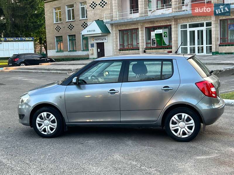 Хэтчбек Skoda Fabia 2014 в Лубнах