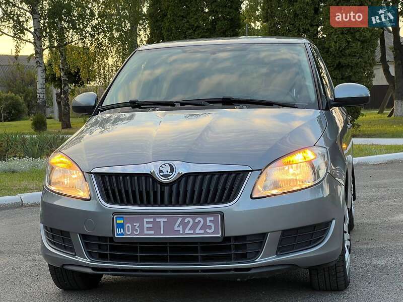 Хэтчбек Skoda Fabia 2014 в Лубнах