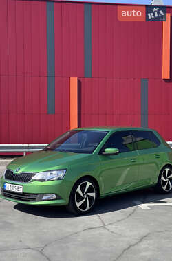 Хетчбек Skoda Fabia 2016 в Києві