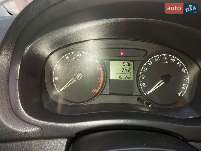 Хетчбек Skoda Fabia 2008 в Харкові