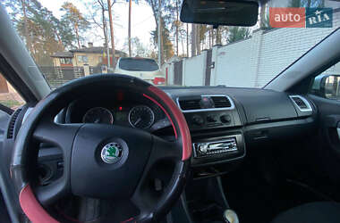 Хетчбек Skoda Fabia 2008 в 