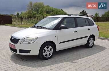 Универсал Skoda Fabia 2009 в Калуше