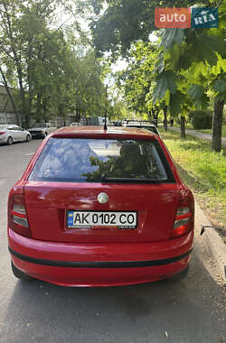Хетчбек Skoda Fabia 2006 в 