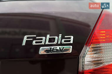 Універсал Skoda Fabia 2010 в 
