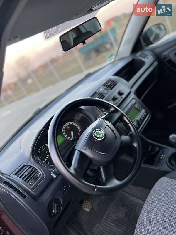 Універсал Skoda Fabia 2010 в Нововолинську