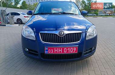 Skoda Fabia 2009 Skoda Fabia 2009