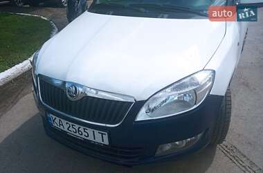 Хетчбек Skoda Fabia 2013 в 