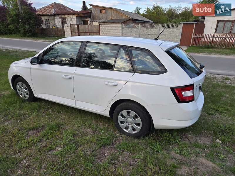 Универсал Skoda Fabia 2017 в Шостке