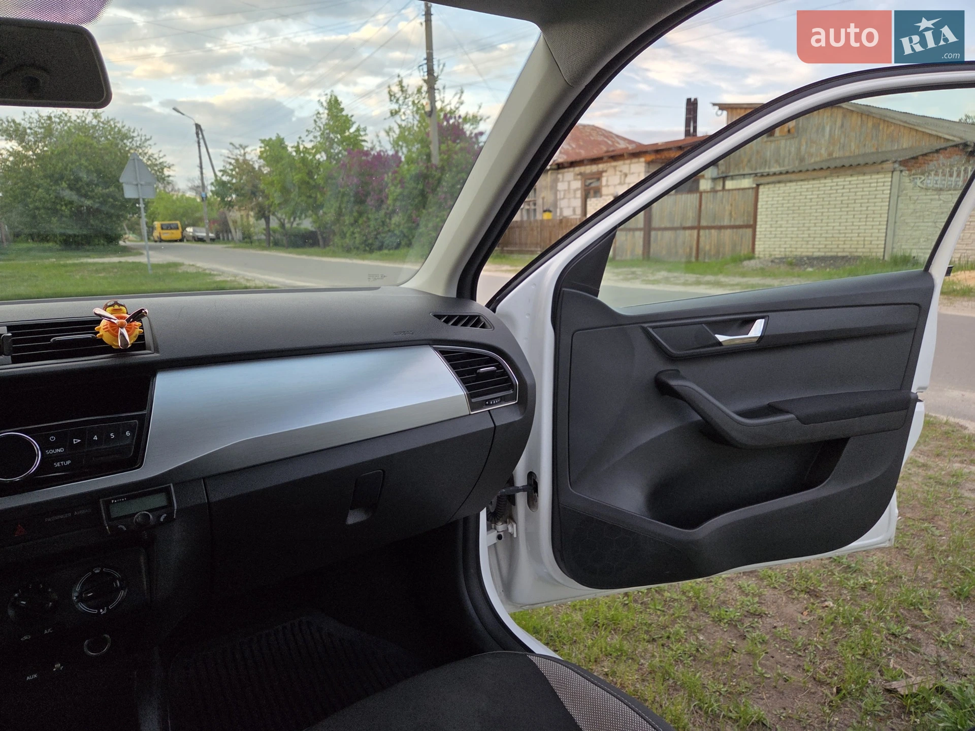 2017 Skoda Fabia - мініатюра 64
