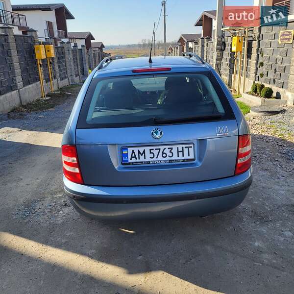 Универсал Skoda Fabia 2007 в Ровно