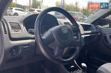 Хетчбек Skoda Fabia 2009 в 