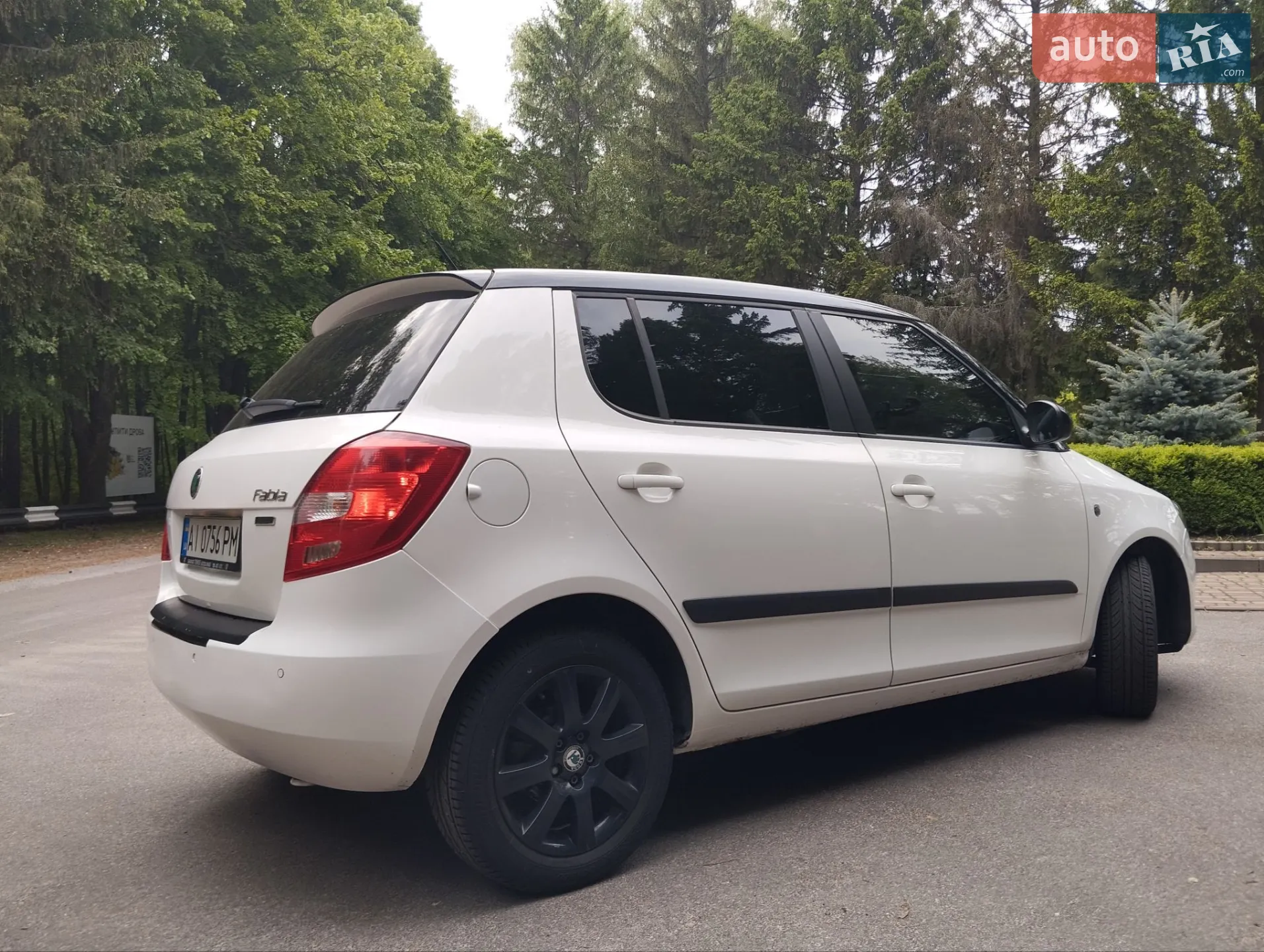 2011 Skoda Fabia - мініатюра 3